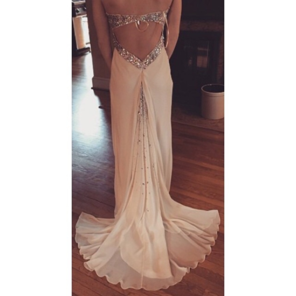 Sweet 16 Beige Rhinestone Strapless/Backless Dress